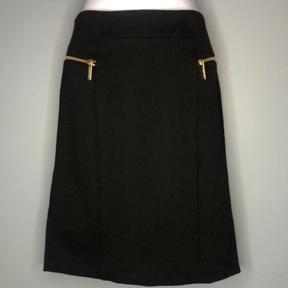 Michael Kors pencil skirt. - Picture 2 of 7